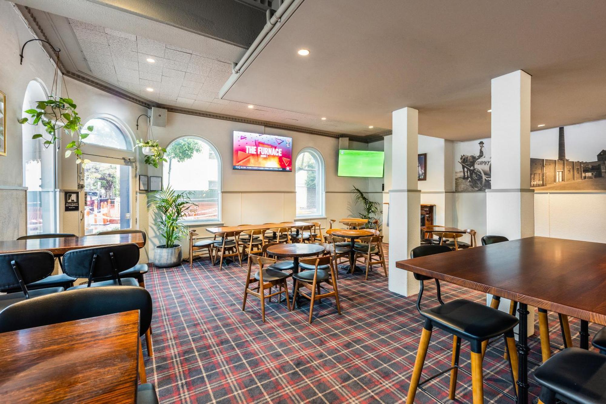 College Lawn Hotel - Melbourne, Melbourne